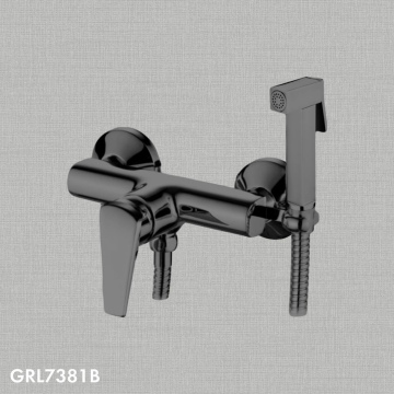 Смеситель гигиенический Gracia GRL7381B